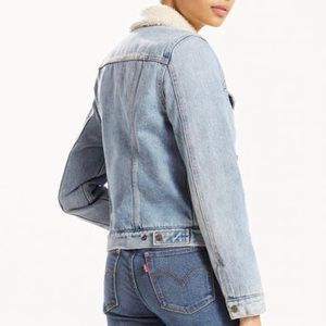 levis sherpa strangeways